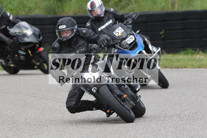 Archiv-2025/10 23.04.2025 Cornu Master School ADR/rot-rouge/40